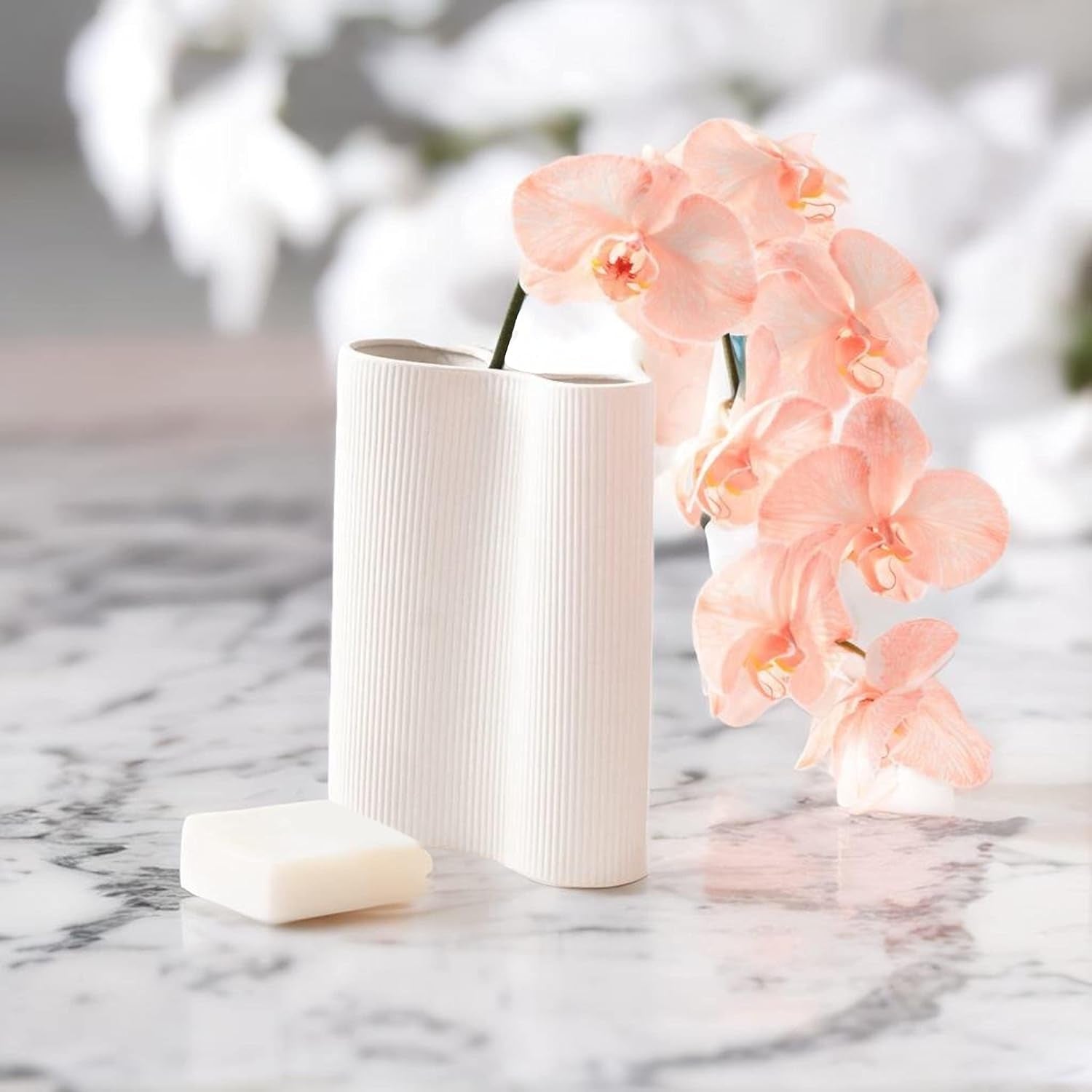 Wave Vase (White)