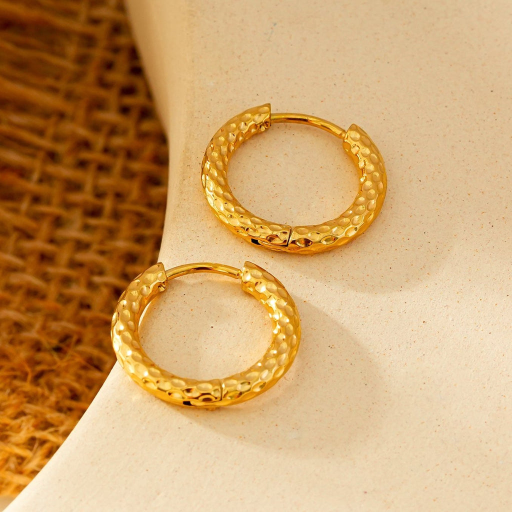 EDGWARE Gold: Decorative Hammered Hoop Earrings