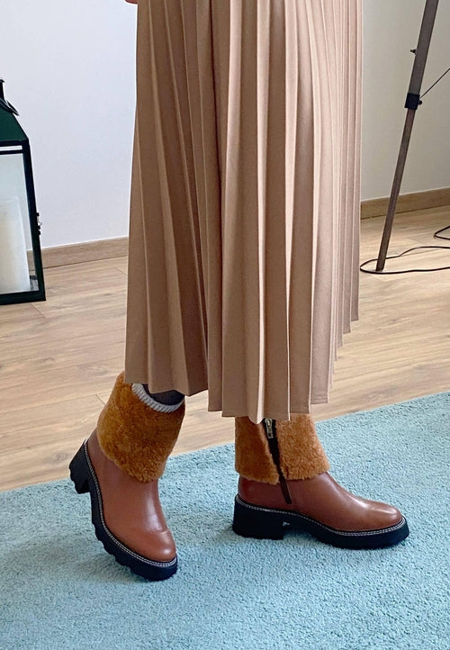 Black Leather Ankle Boots Andira – Women’s Block Heel Boots with